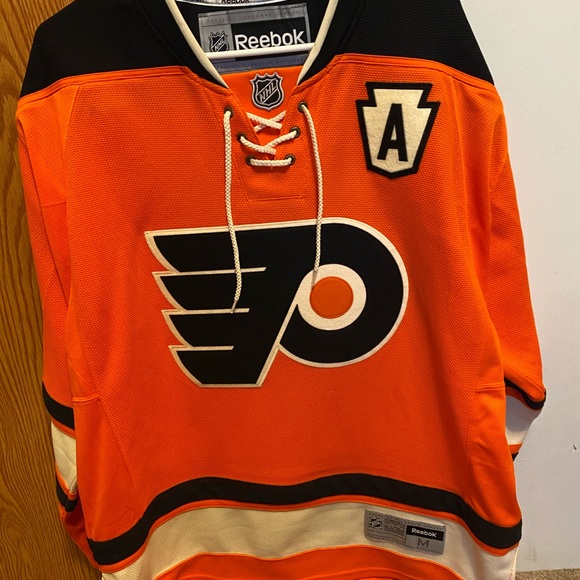flyers lace up jersey